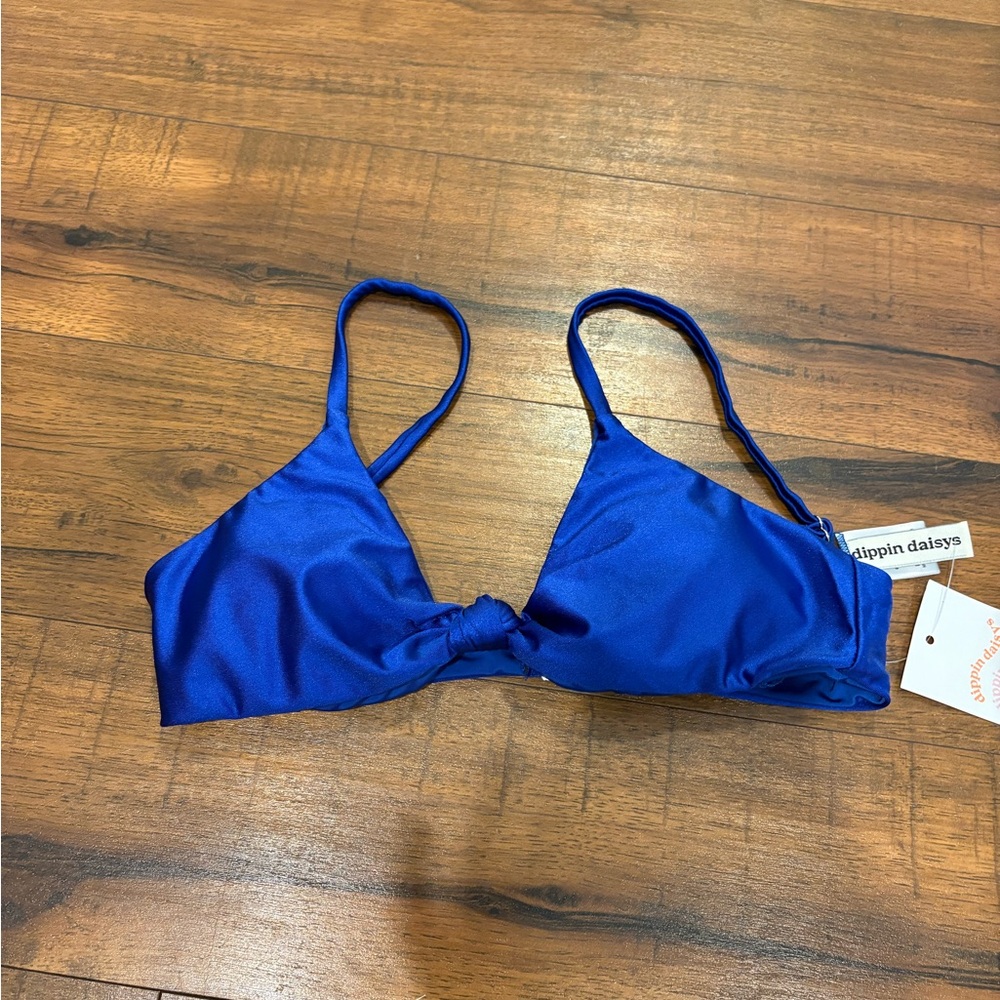 Dippin Daisys Women's Blue Swim Zen Top Size S Front Knot Bikini Top NWT